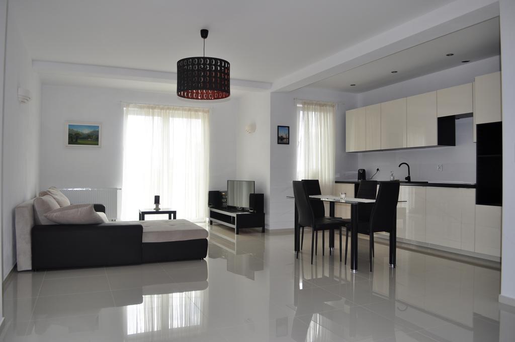 Apartament Scorpion Modlin Czosnow Exterior photo