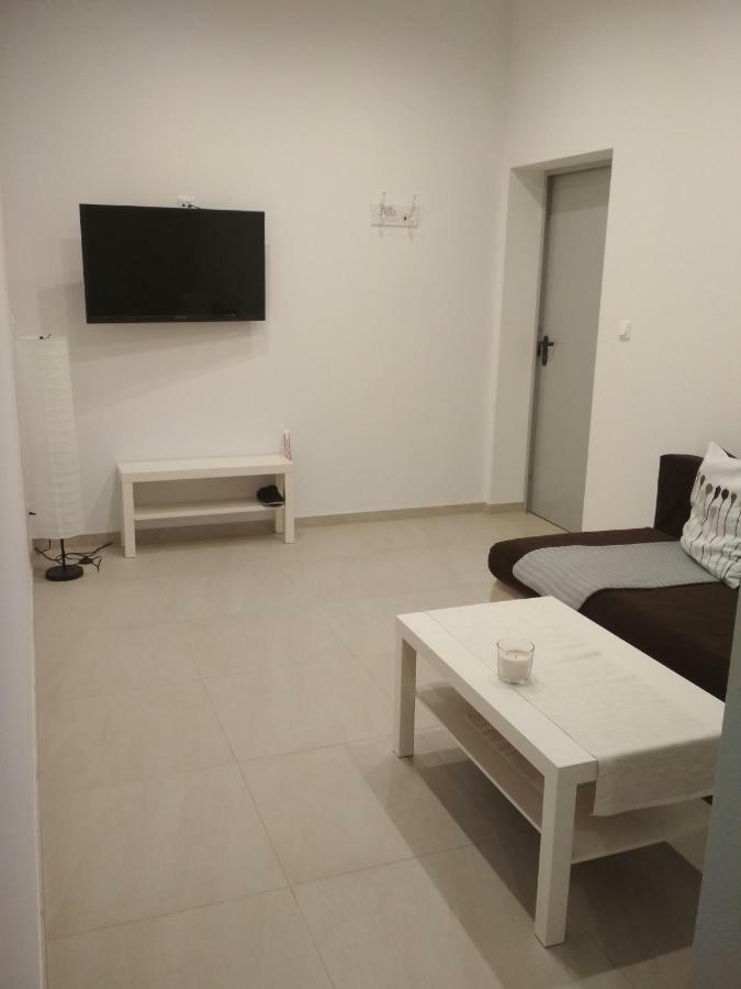 Apartament Scorpion Modlin Czosnow Exterior photo